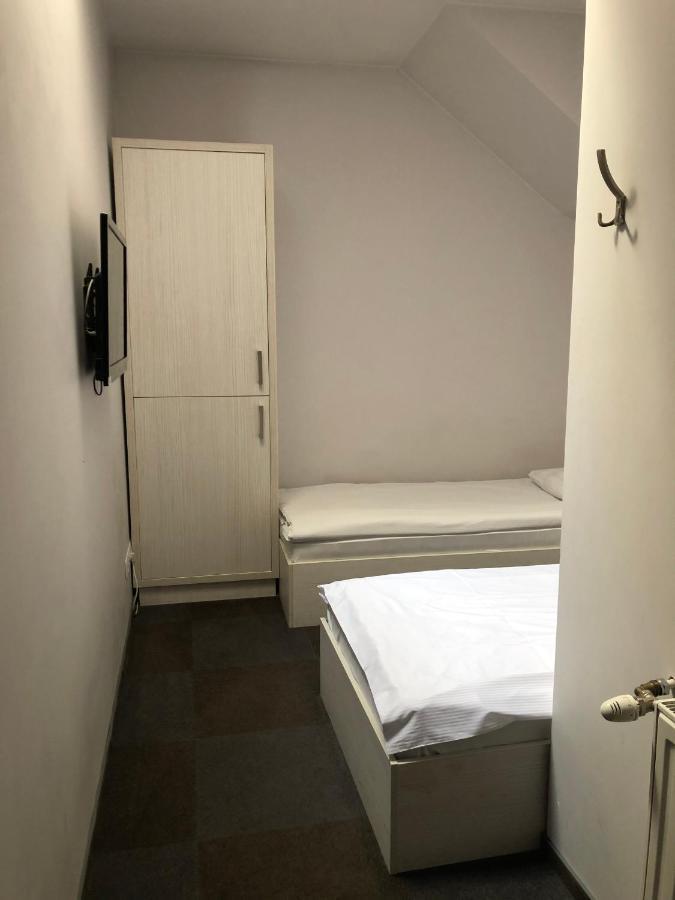 Hostel Promenada Rzeszów Eksteriør billede
