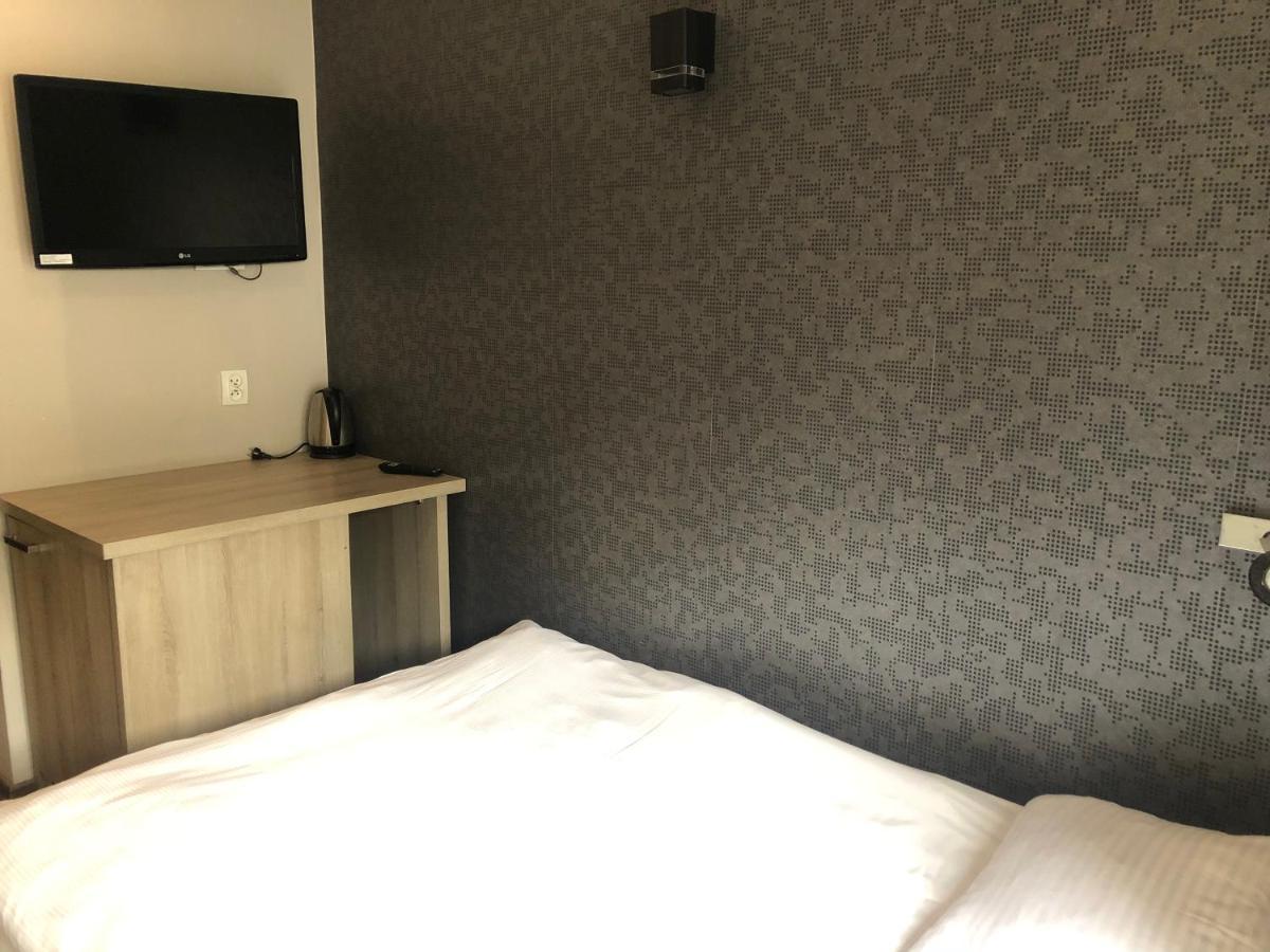 Hostel Promenada Rzeszów Eksteriør billede