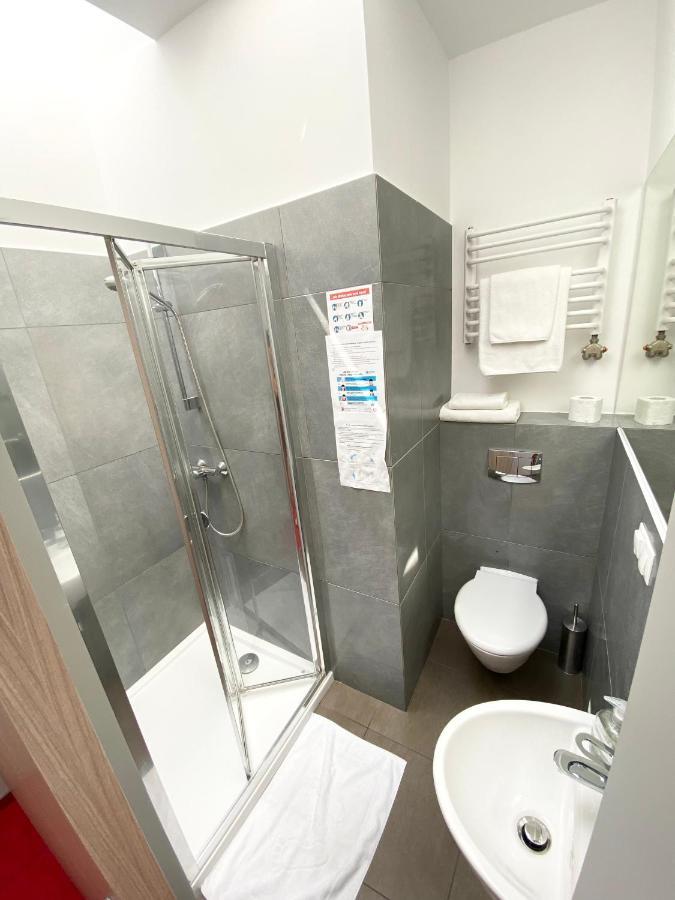 Hostel Promenada Rzeszów Eksteriør billede