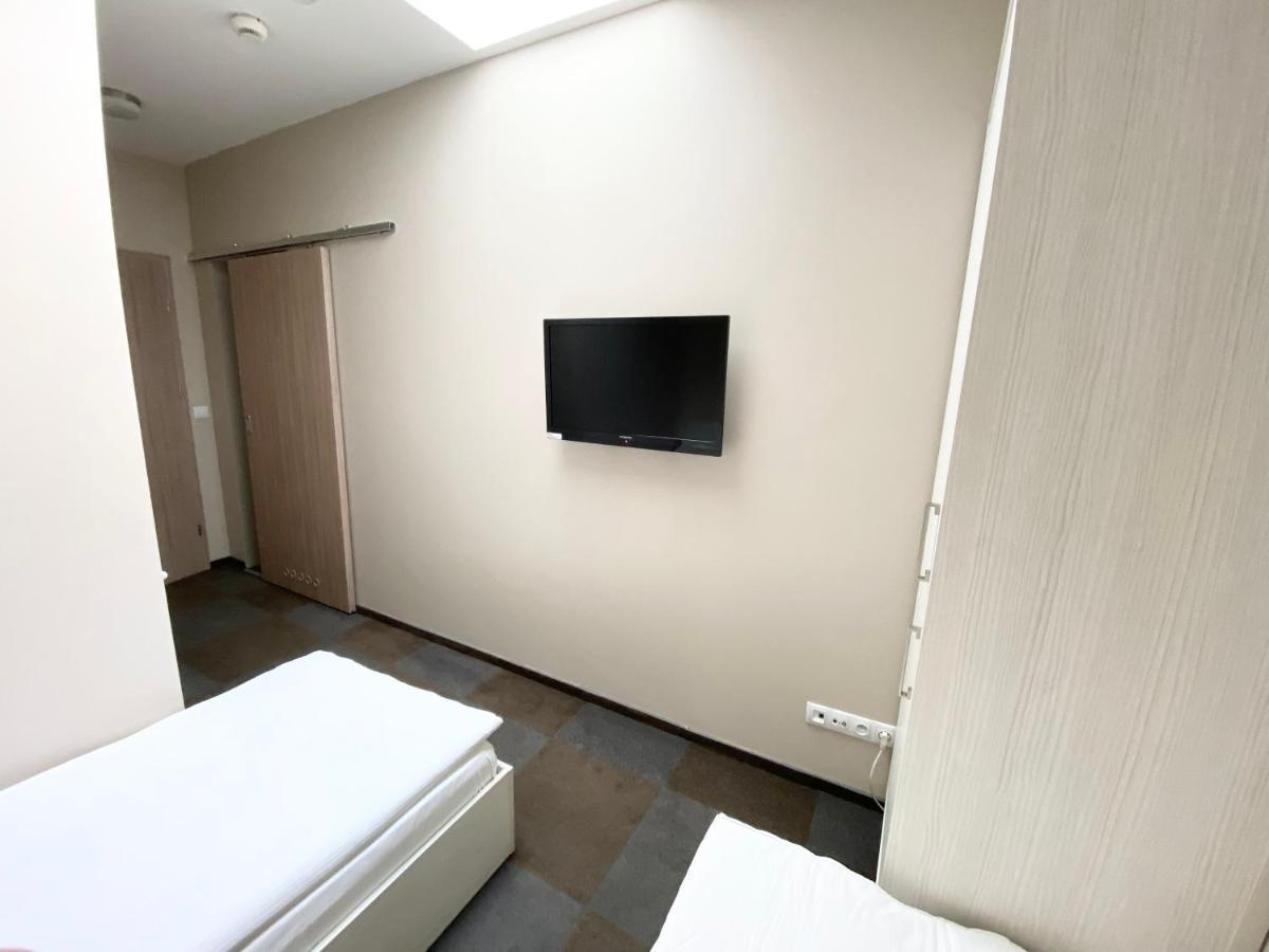 Hostel Promenada Rzeszów Eksteriør billede