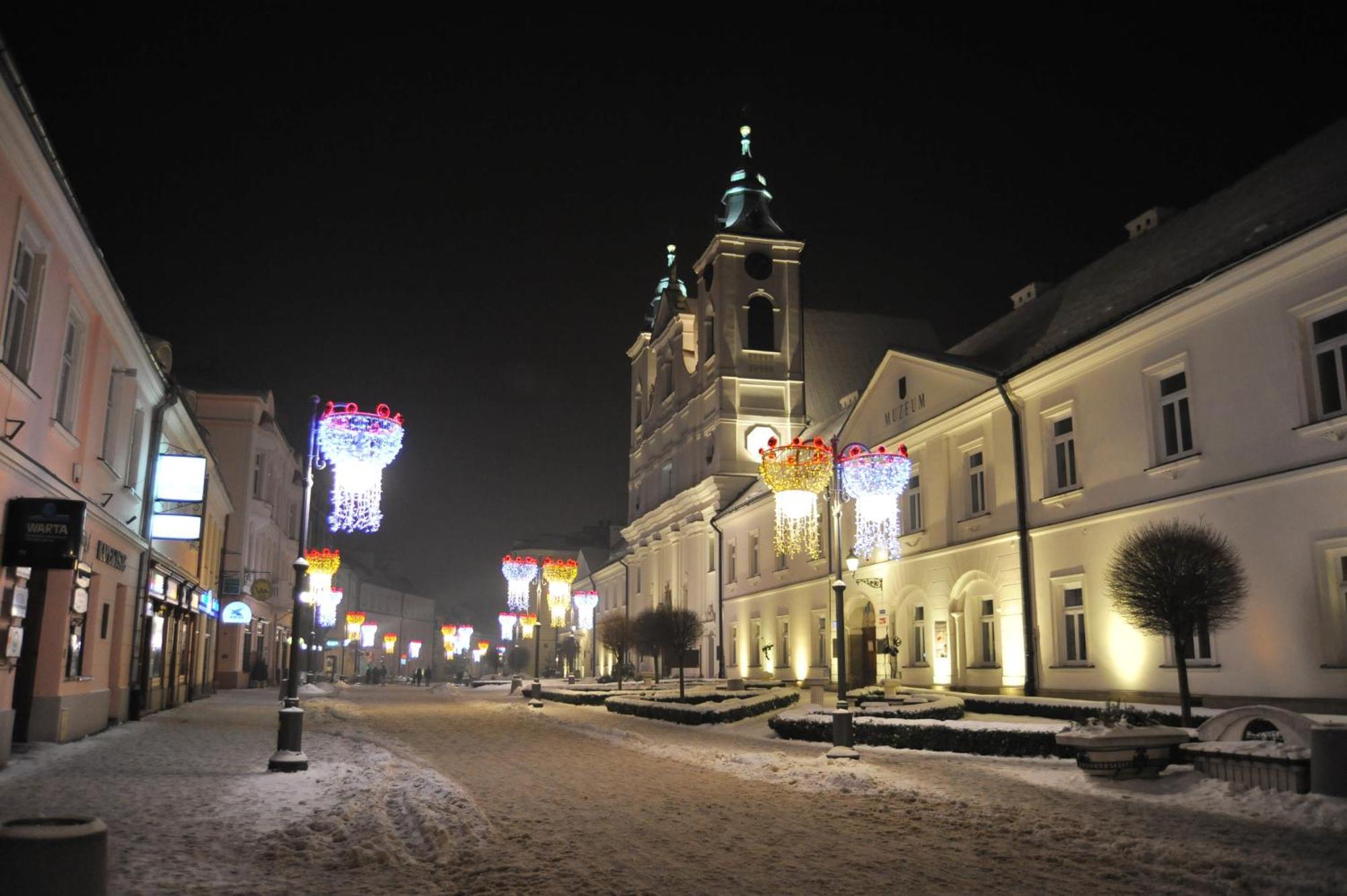 Hostel Promenada Rzeszów Eksteriør billede
