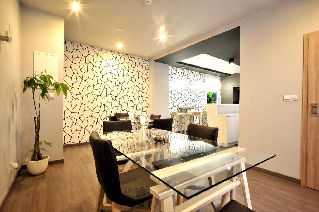 Hostel Promenada Rzeszów Eksteriør billede