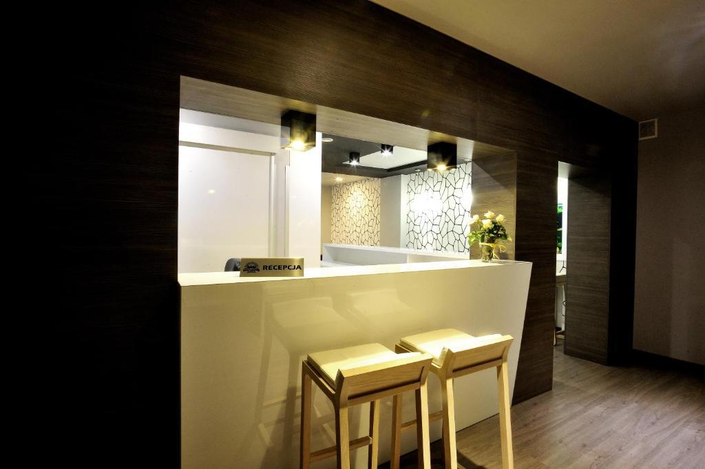 Hostel Promenada Rzeszów Eksteriør billede