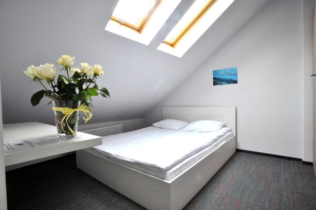 Hostel Promenada Rzeszów Værelse billede