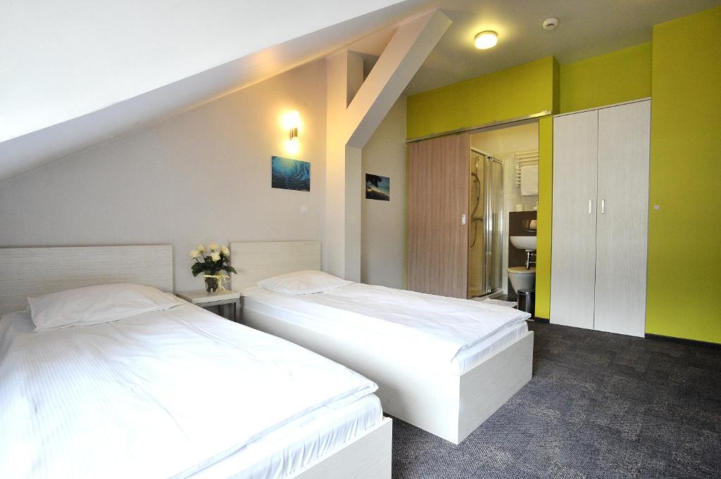 Hostel Promenada Rzeszów Værelse billede